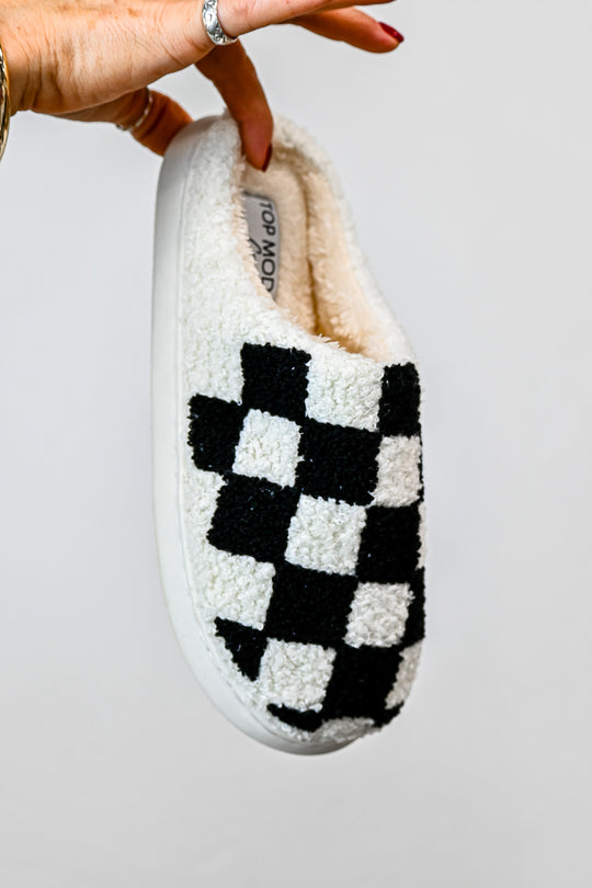 Checkered Slippers - Friends Market Boutique