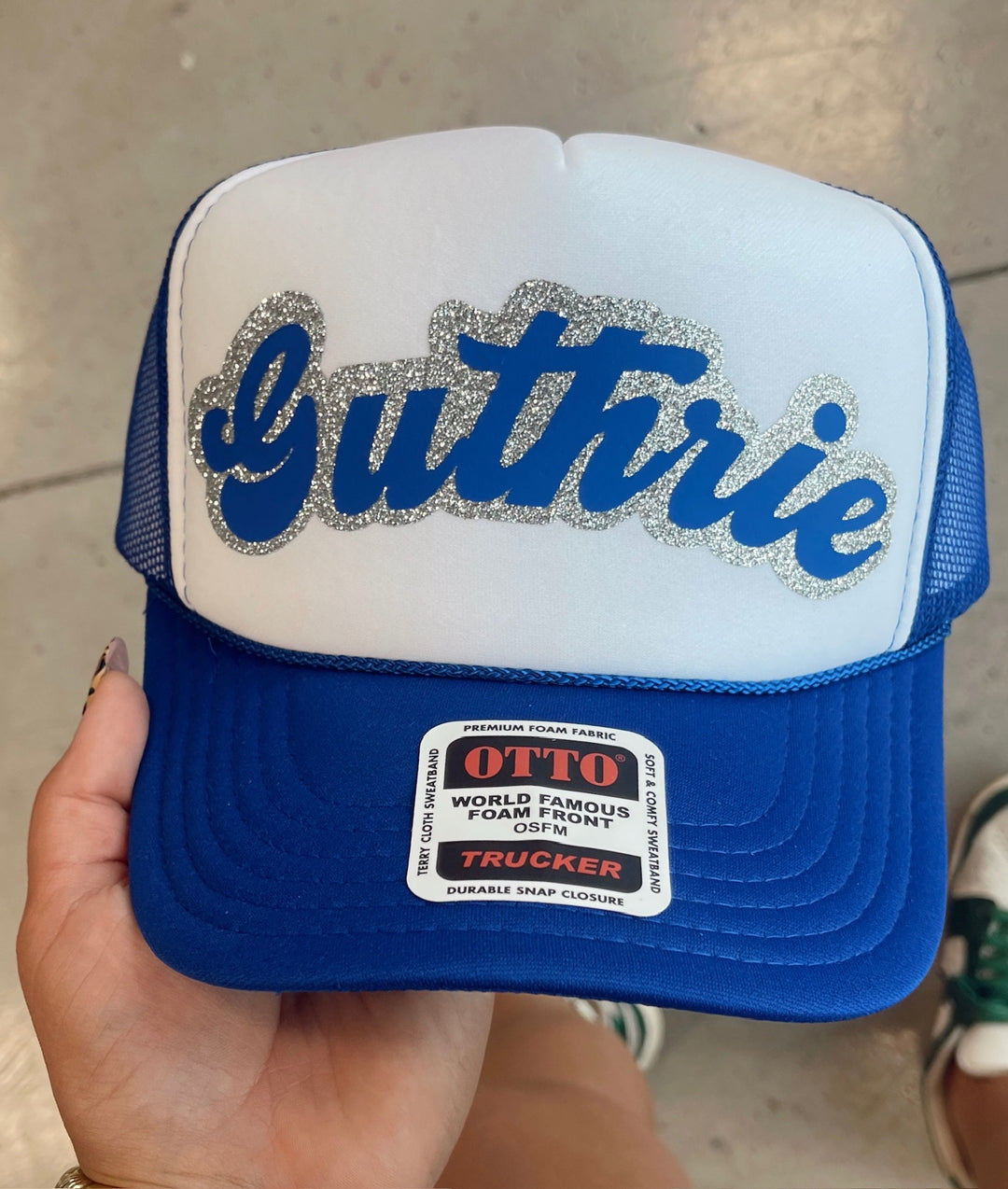 #13 Cursive GUTHRIE Sparkle Hat