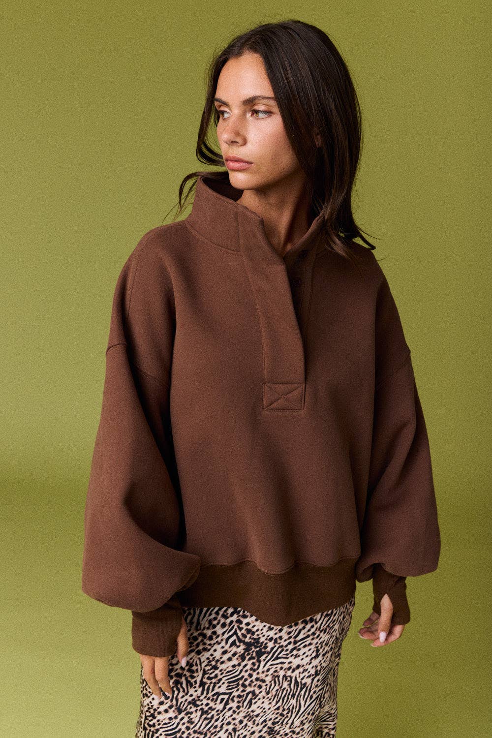 PT18729 - High Collar Half Button-Up Relaxed Fit Pullover: Red / S-M-L (2-2-2)