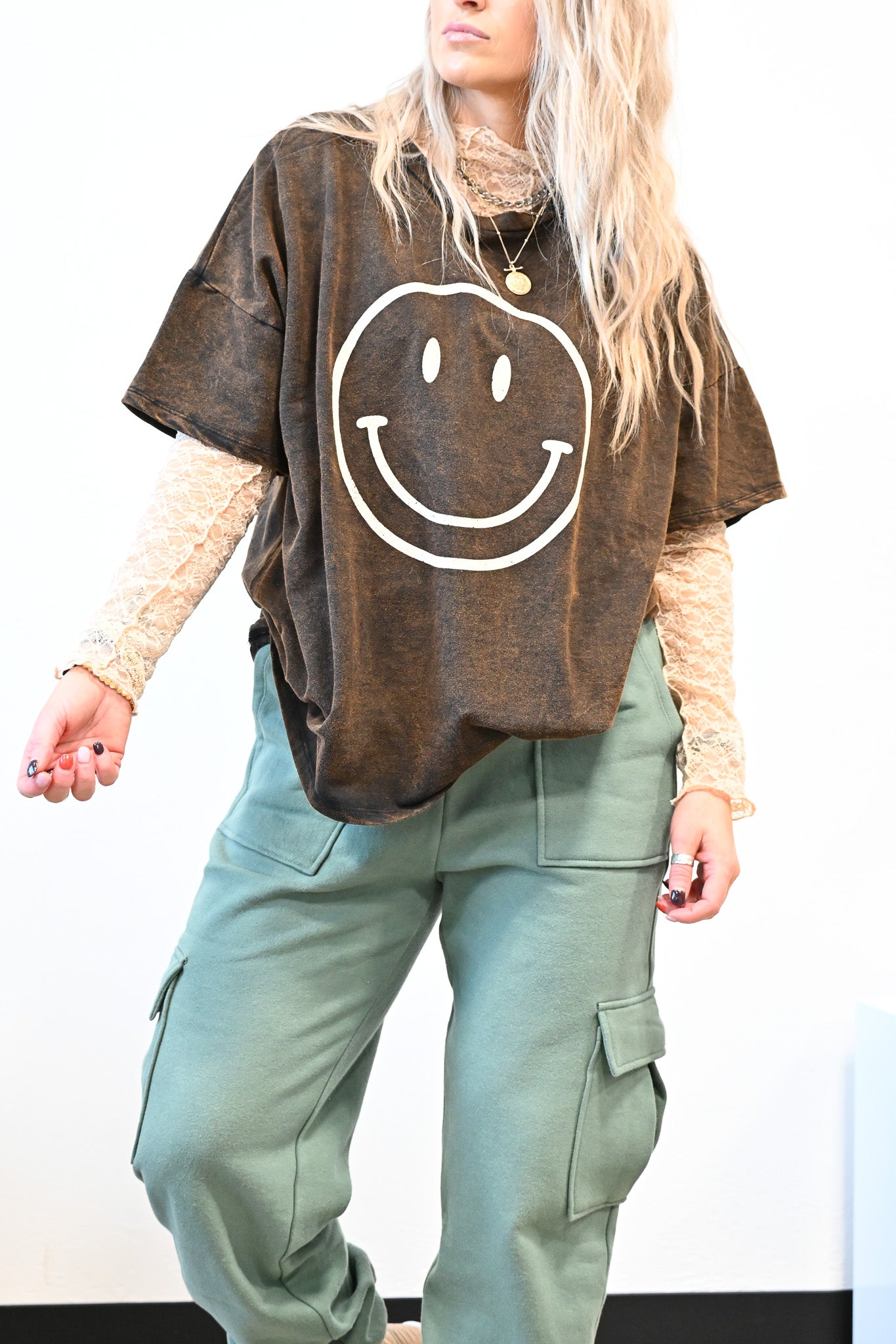 Smile Tee - Friends Market Boutique