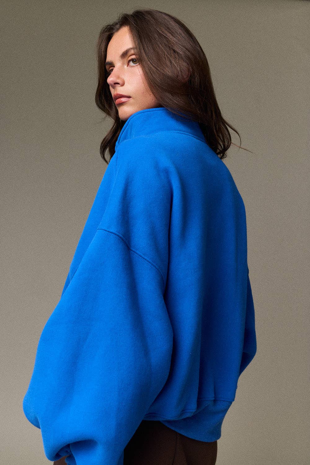 PT18729 - High Collar Half Button-Up Relaxed Fit Pullover: Red / S-M-L (2-2-2)